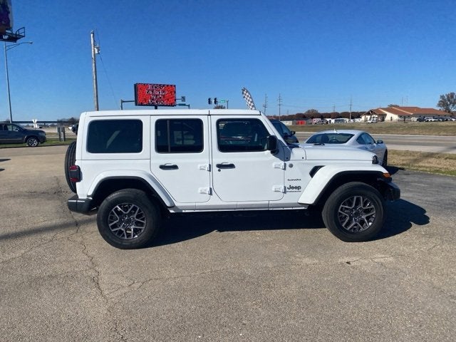 2024 Jeep Wrangler Sahara