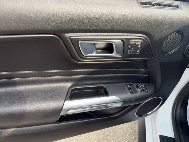 2021 Ford Mustang Base