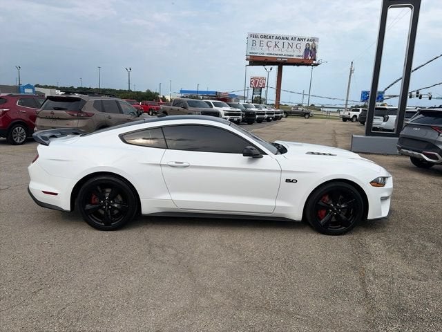 2021 Ford Mustang Base