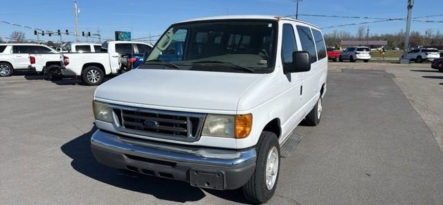 Used 2004 Ford Econoline Wagon XL with VIN 1FBNE31L14HB17602 for sale in Dexter, MO