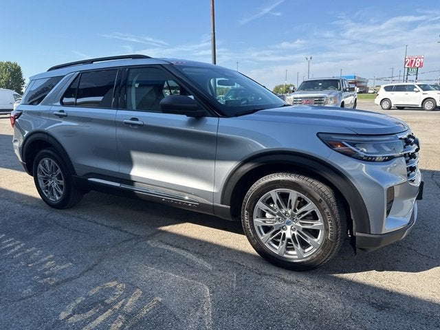 2025 Ford Explorer Active