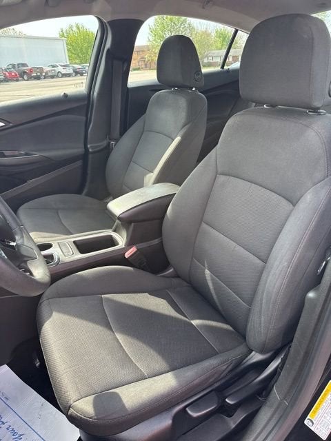 2019 Chevrolet Cruze LS