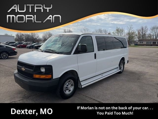 2016 Chevrolet Express Passenger LS