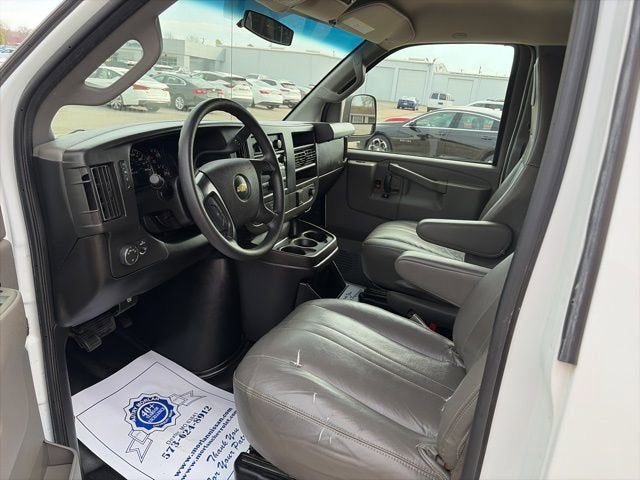 2016 Chevrolet Express Passenger 3500 LS