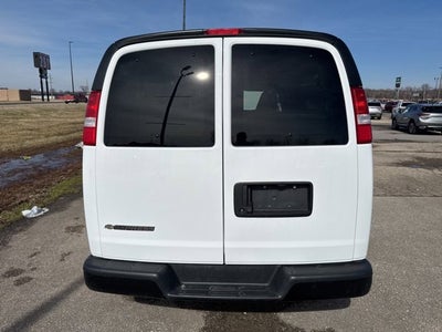 2023 Chevrolet Express Passenger 3500 1LS