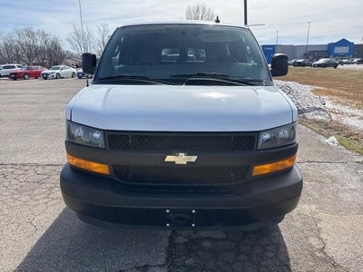 2023 Chevrolet Express Passenger 3500 1LS