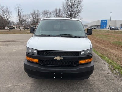 2023 Chevrolet Express Passenger 3500 1LS