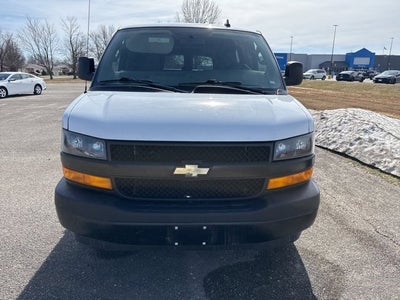 2023 Chevrolet Express Passenger 3500 1LS