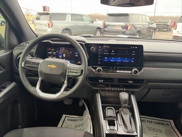 2025 Chevrolet Colorado WT/LT