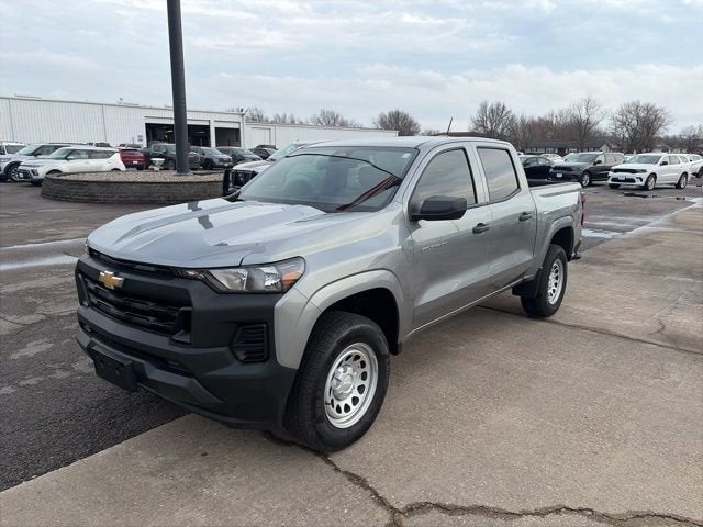 2025 Chevrolet Colorado WT/LT