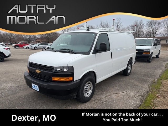 2025 Chevrolet Express Cargo 3500 WT
