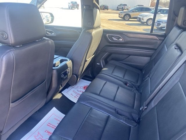 2023 Chevrolet Suburban LT