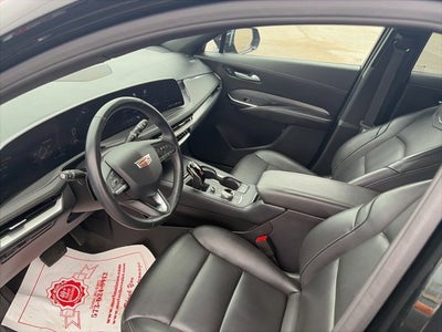 2025 Cadillac XT4 Premium Luxury