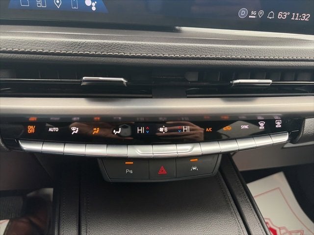 2025 Cadillac XT4 Premium Luxury