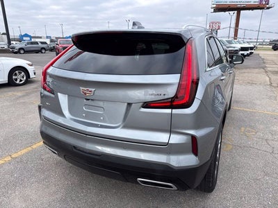 2025 Cadillac XT4 Premium Luxury