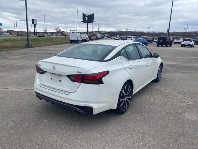 2022 Nissan Altima 2.5 SR