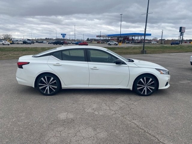 2022 Nissan Altima 2.5 SR