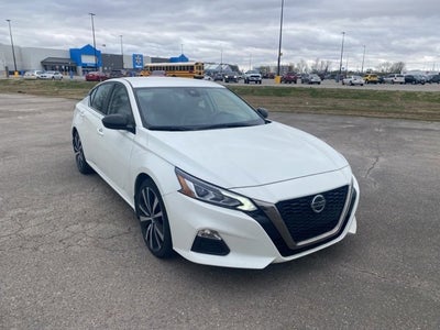 2022 Nissan Altima 2.5 SR