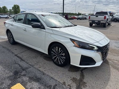 2025 Nissan Altima SV