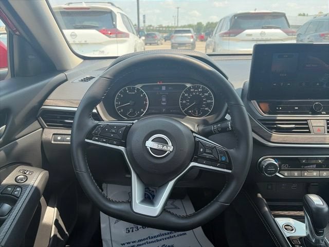2025 Nissan Altima SV