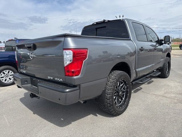 2024 Nissan Titan SV