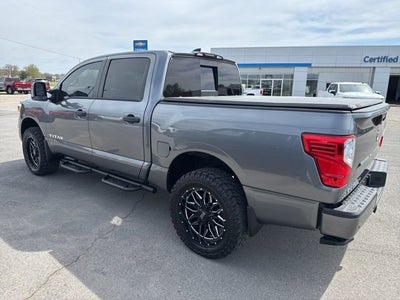 2024 Nissan Titan SV