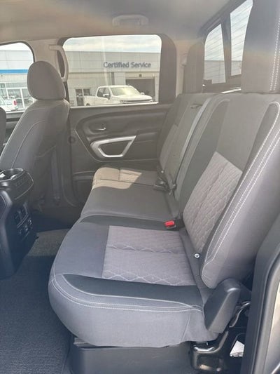 2024 Nissan Titan SV