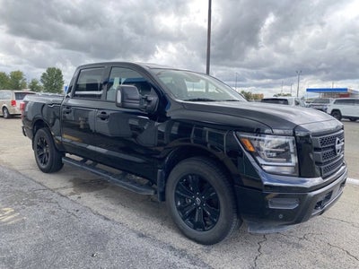 2024 Nissan Titan SV