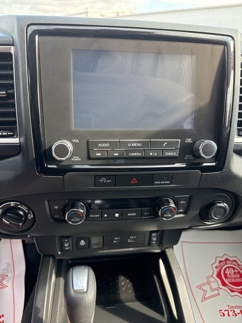 2024 Nissan Frontier SL