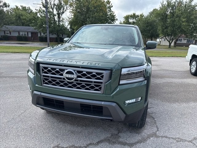 2024 Nissan Frontier SL