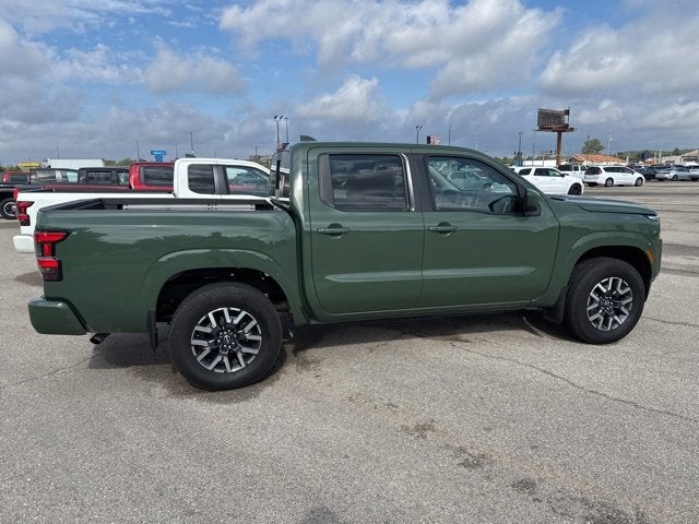 2024 Nissan Frontier SL