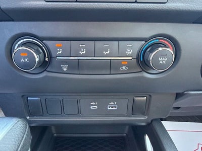 2023 Nissan Frontier SV