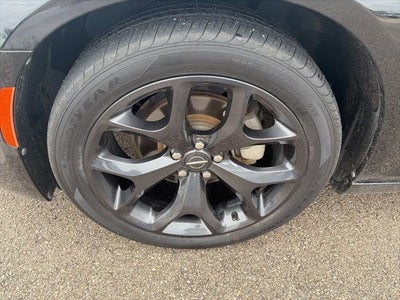 2021 Chrysler 300 Touring