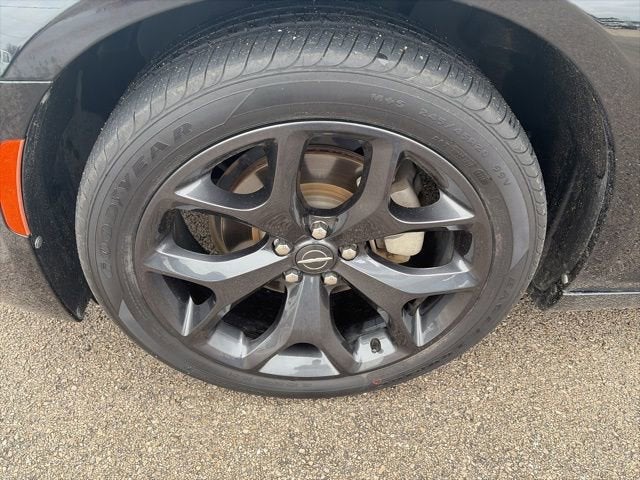 2021 Chrysler 300 Touring