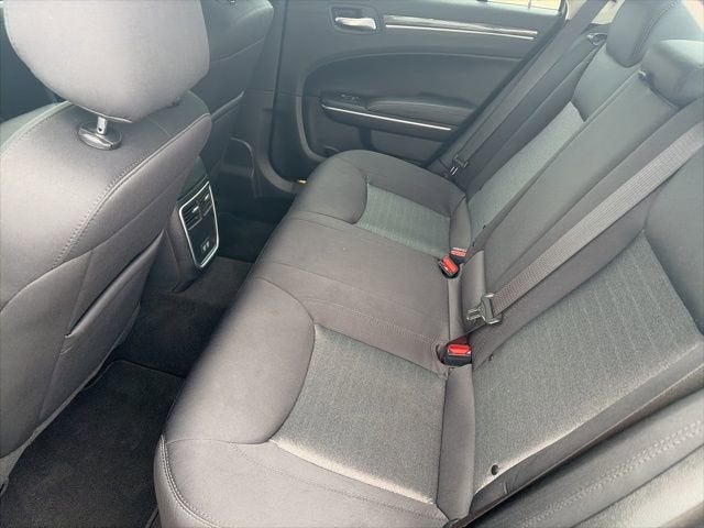 2021 Chrysler 300 Touring