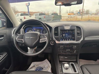 2021 Chrysler 300 Touring