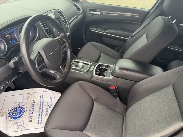 2021 Chrysler 300 Touring