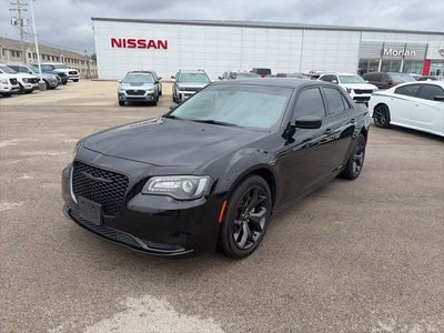 2021 Chrysler 300 Touring