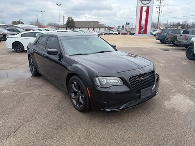 2021 Chrysler 300 Touring
