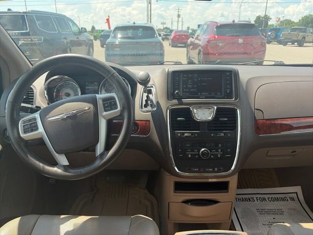 2015 Chrysler Town & Country Touring