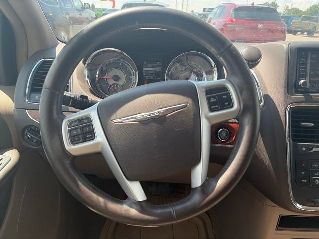 2015 Chrysler Town & Country Touring