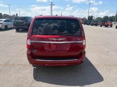 2015 Chrysler Town & Country Touring