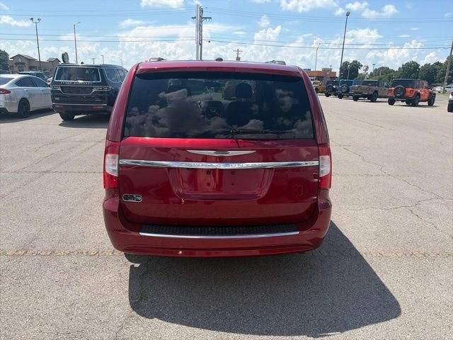 2015 Chrysler Town & Country Touring