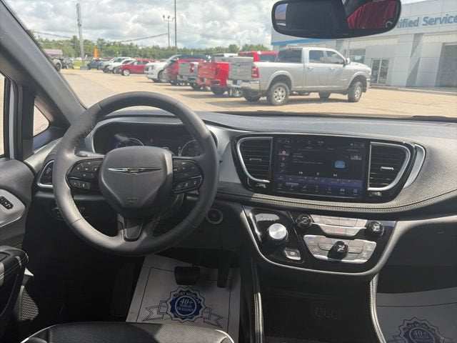 2025 Chrysler Pacifica Limited