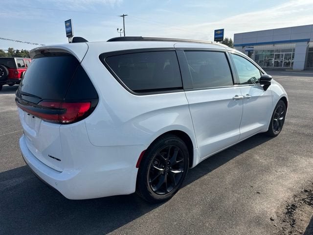 2025 Chrysler Pacifica Limited