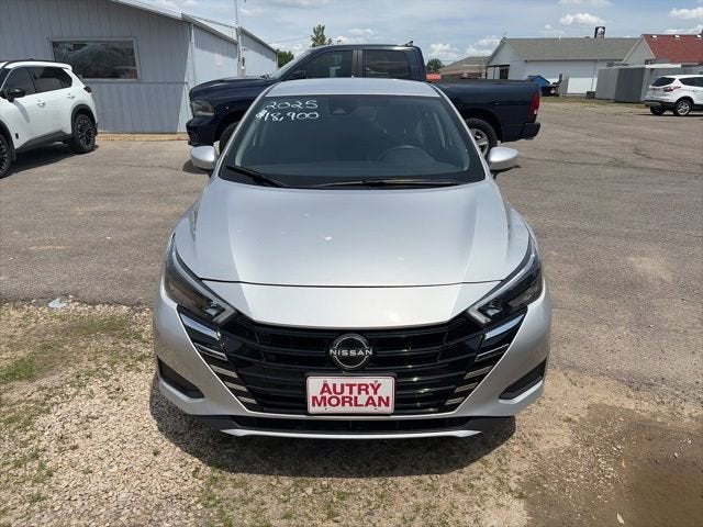 2025 Nissan Versa SV