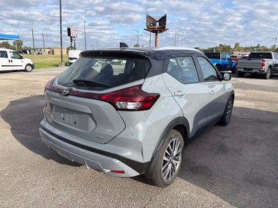 2022 Nissan Kicks SV