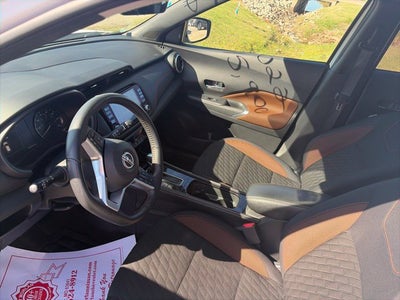 2022 Nissan Kicks SR