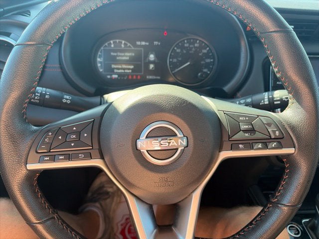 2022 Nissan Kicks SR