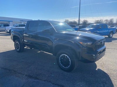 2024 Toyota Tacoma 4WD SR5
